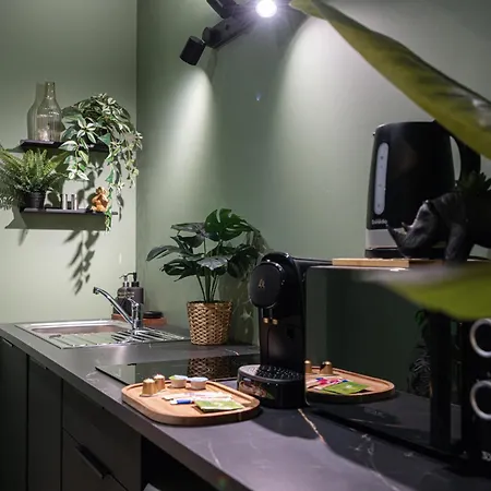 Secret Jungle - By Prim0 C0nciergerie דירה רויה